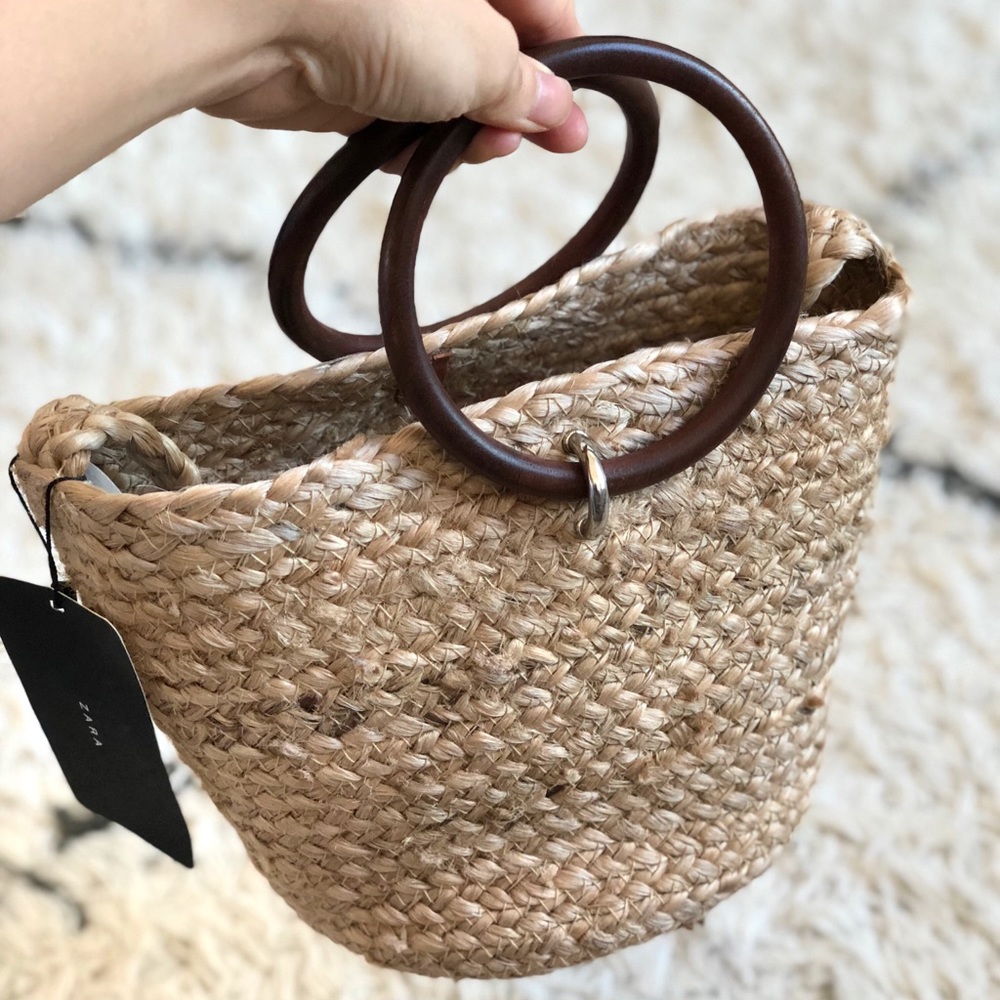 Zara Straw Tote Bag w/ Wooden Handles NWT